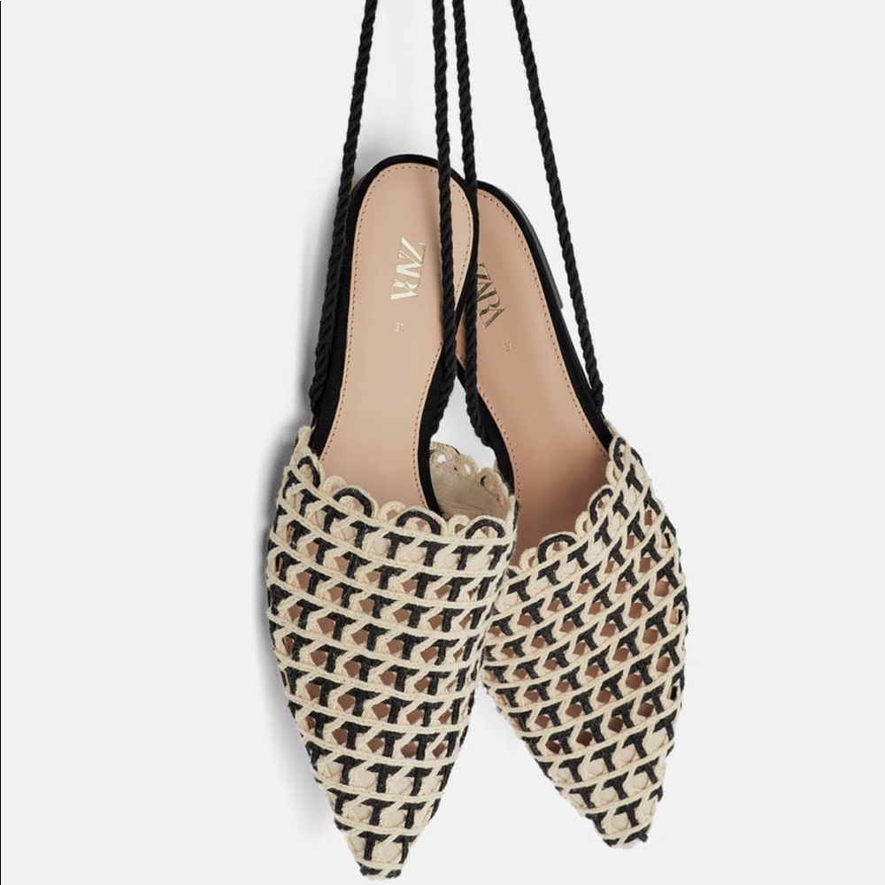 FLAT WOVEN MULES - Picture 3 of 6